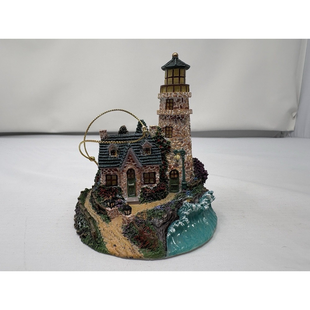 Vintage Thomas Kinkade Illuminated Ornament "Messenger Of Light" Lighthouse